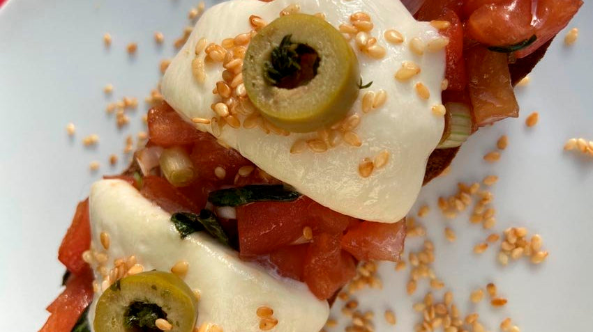 tomato and mozzarella bruschetta serves: 4