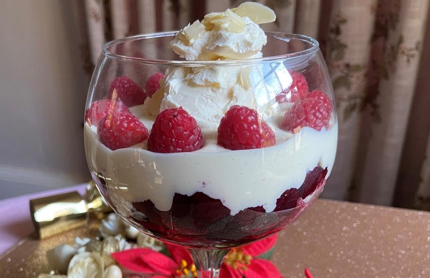 Festive trifle – Tiptree