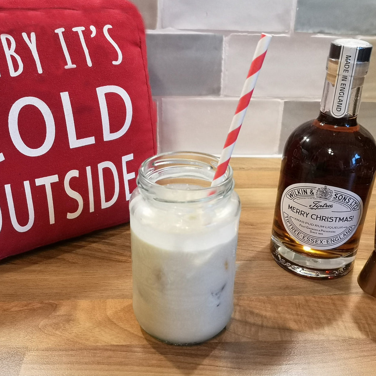 White Christmas Cocktail – Tiptree