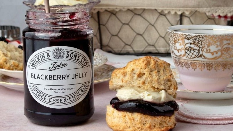 Apple Scones with Blackberry Jelly
