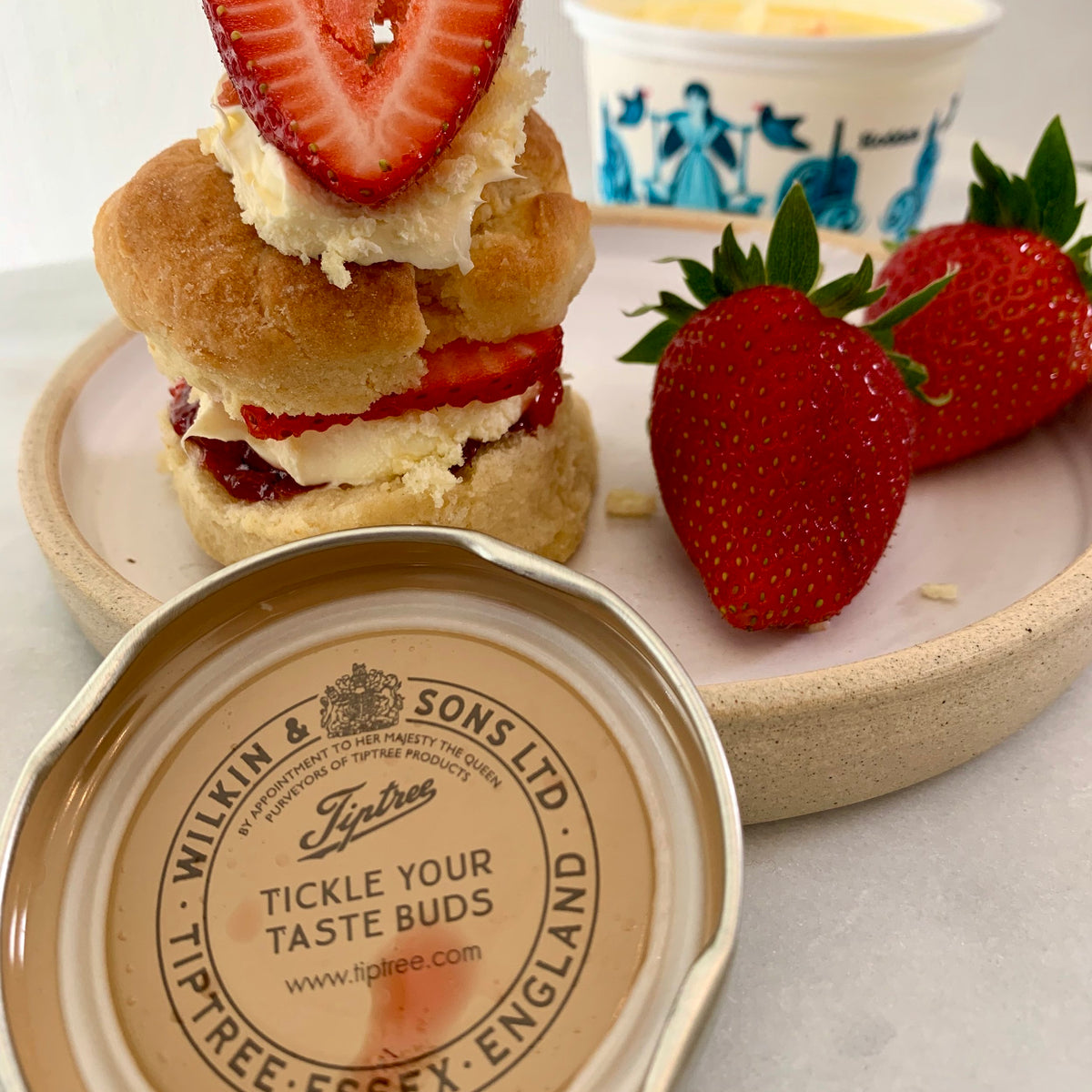 Southern style strawberry shortcakes - James Hillery recipe – Tiptree