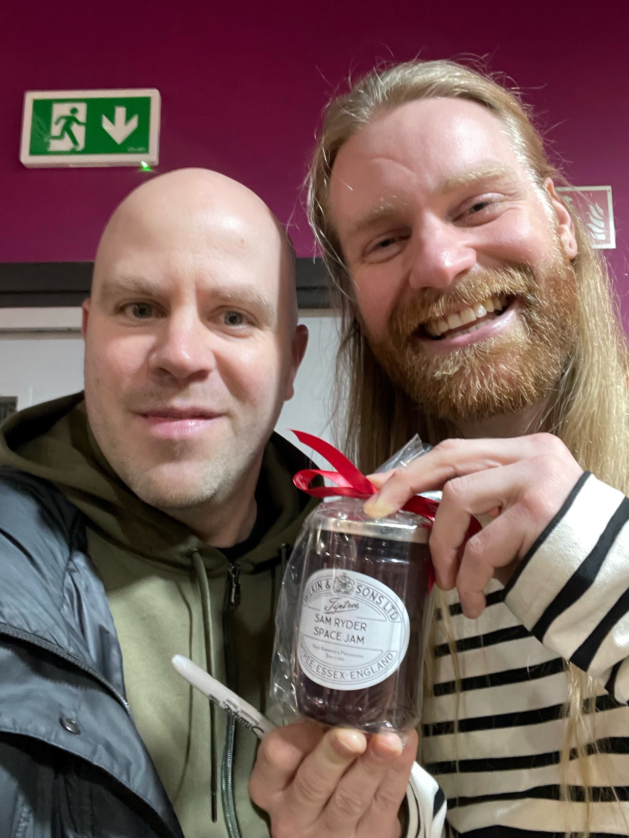 Mark meets Sam with jam