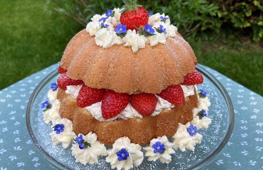 Jubilee strawberry dessert